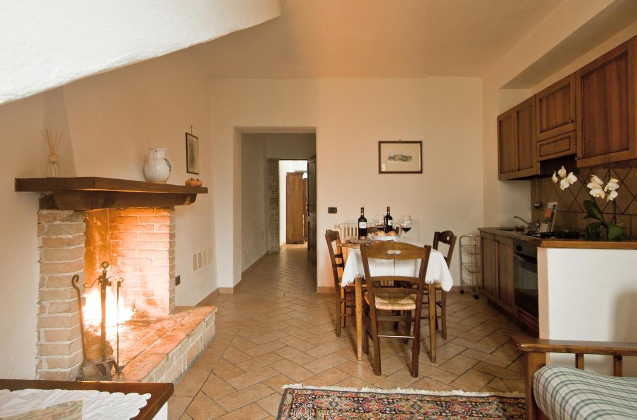 Borgo San Valentino Aparthotel Arrone Eksteriør bilde