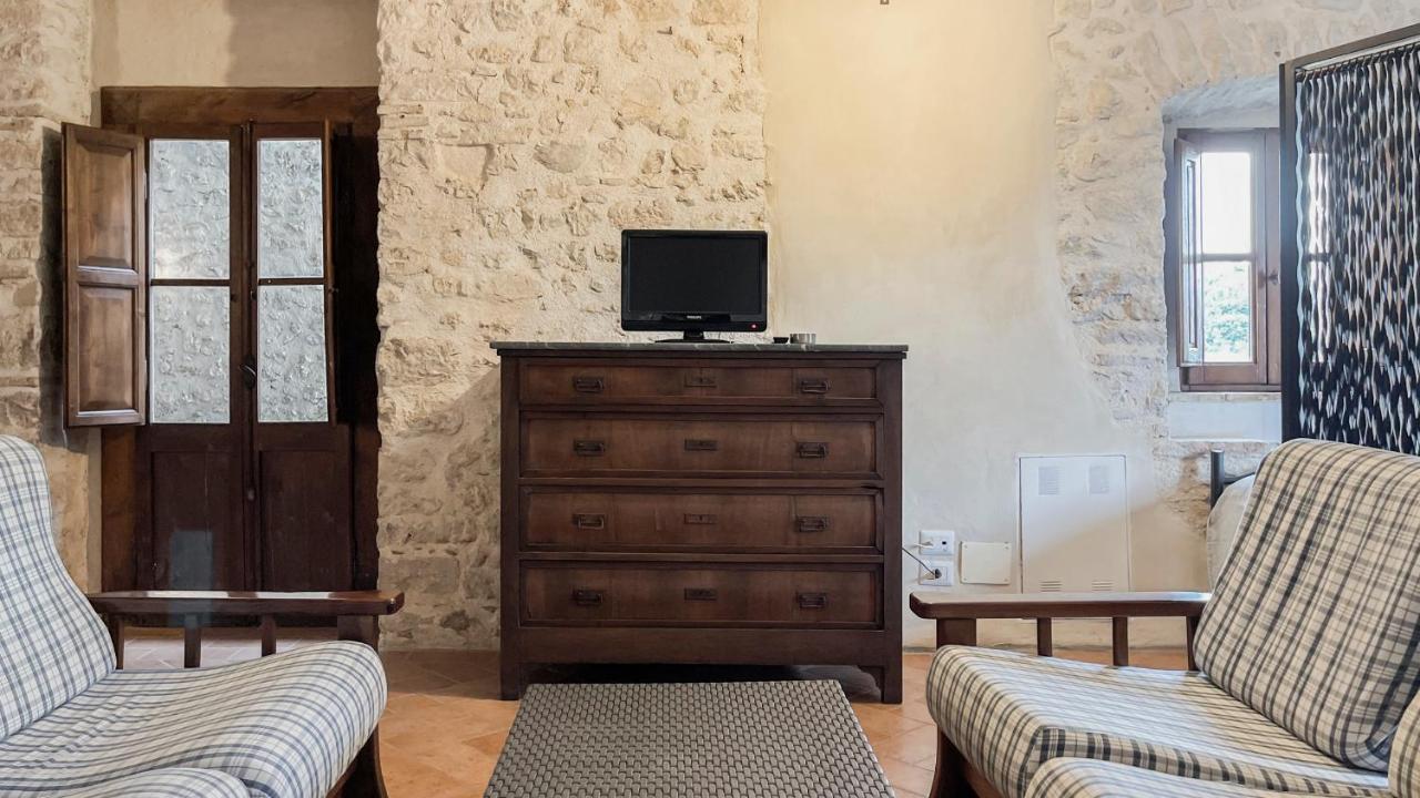 Borgo San Valentino Aparthotel Arrone Eksteriør bilde