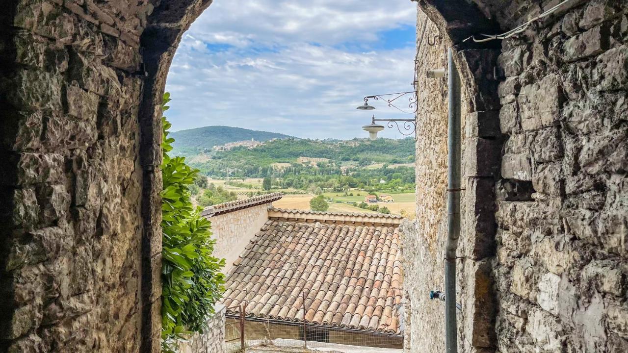 Borgo San Valentino Aparthotel Arrone Eksteriør bilde