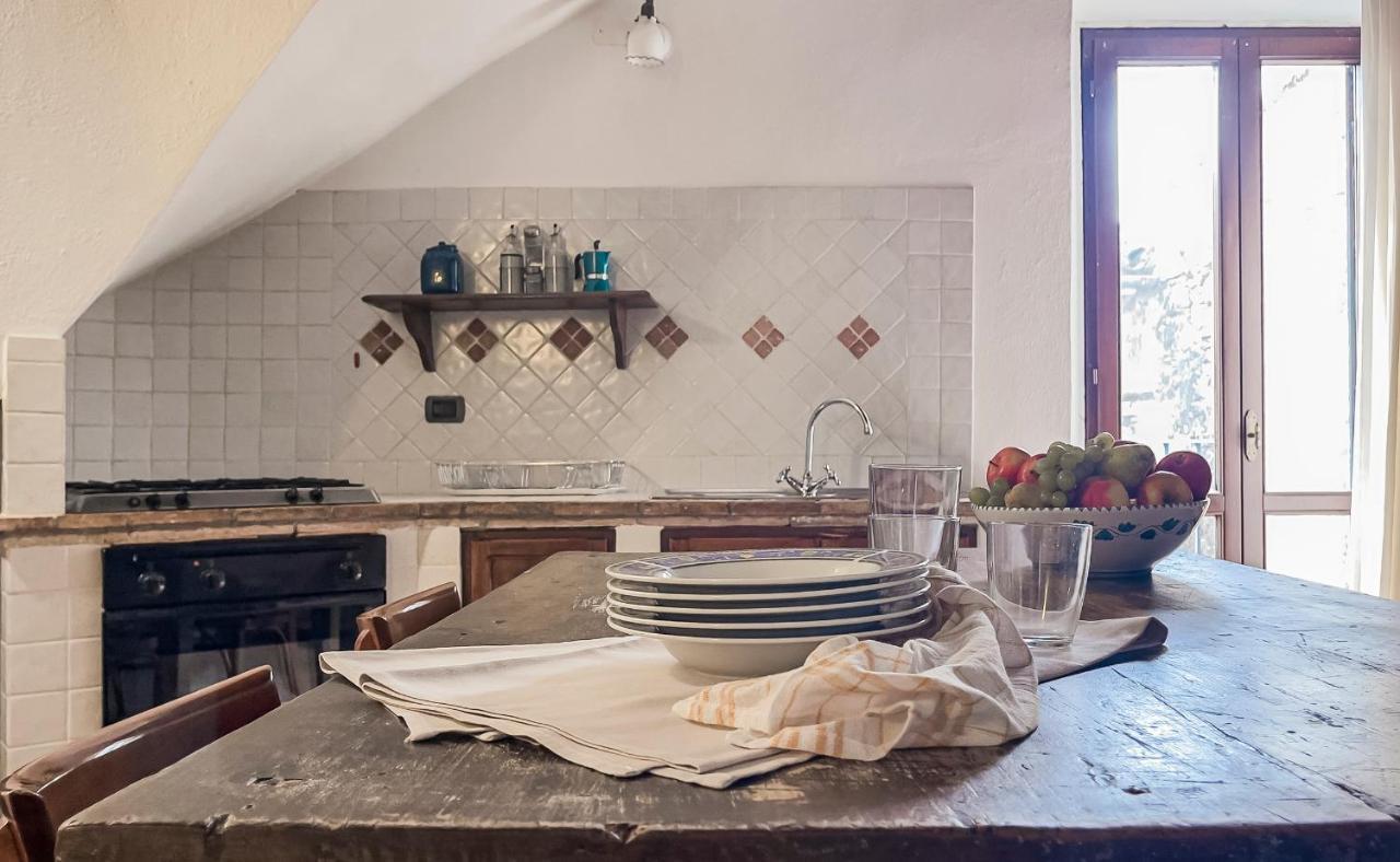 Borgo San Valentino Aparthotel Arrone Eksteriør bilde